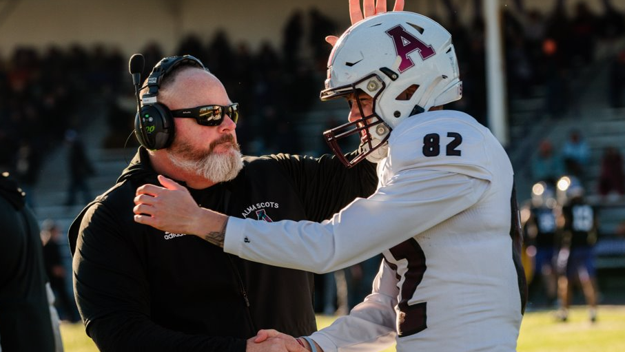 Almas Couch Named Miaa 2023 Football Coach Of The Year Alma College 